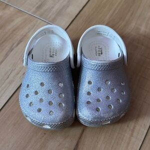 Sparkle crocs size 4